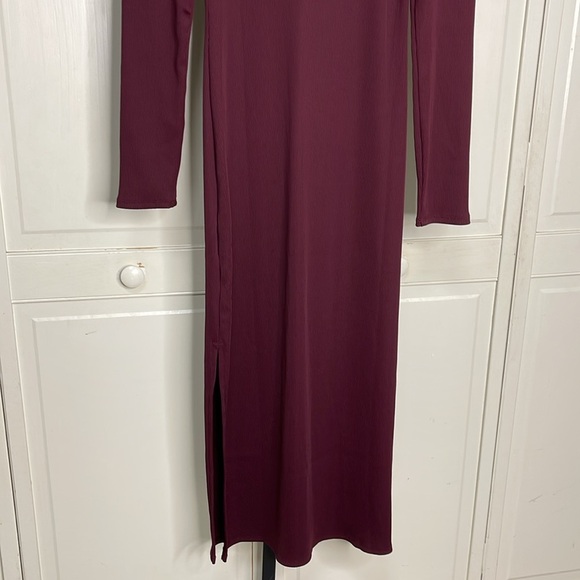 WHBM® FORME Rib Long Sleeve Cutout Dress Size Medium Burgundy - Picture 9 of 10